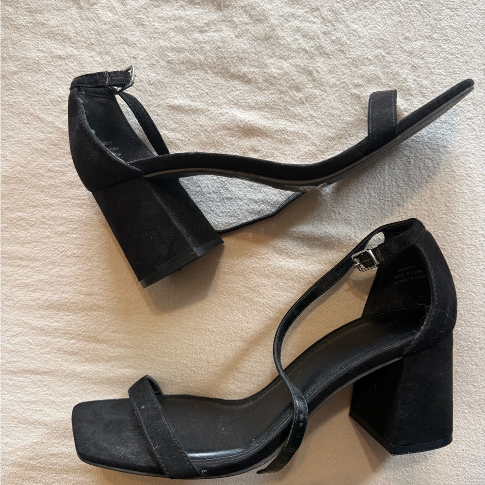 Forever 21 Black Strappy Block Heel Wedges